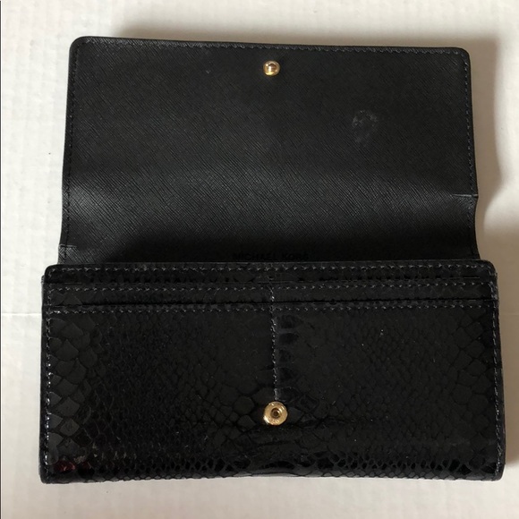 Michael Kors wallet - Picture 3 of 4